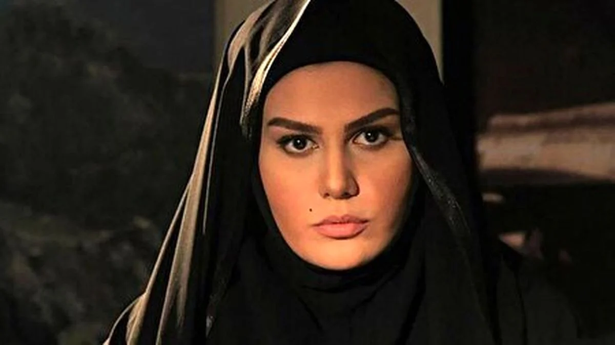 تغییر چهره رز رضوی در ۴۲ سالگی جلبتوجه کرد تغییر چهره رز رضوی در ۴۲ سالگی جلبتوجه کرد