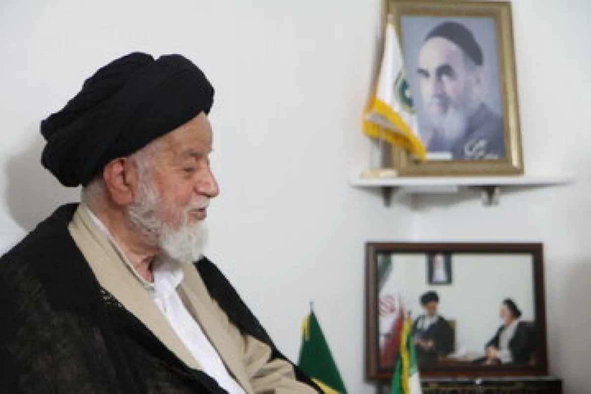 اعلام عزای عمومی و دورکاری پس از ارتحال آیتالله شاهچراغی اعلام عزای عمومی و دورکاری پس از ارتحال آیتالله شاهچراغی