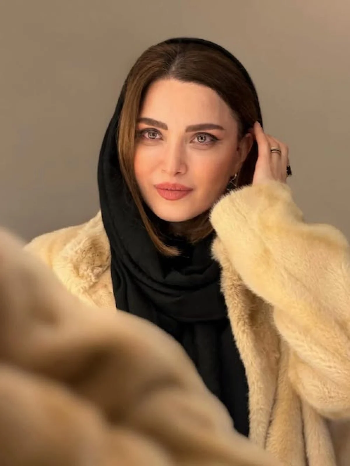 اکسسوری جنجالی بهنوش طباطبایی؛ حلقهای که جنجال بهپا کرد اکسسوری جنجالی بهنوش طباطبایی؛ حلقهای که جنجال بهپا کرد