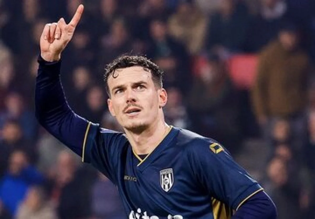 خبر ورزشی ⚽ طوفان مهاجم مدنظر پرسپولیس در دیدار برابر آیندهوون طوفان مهاجم مدنظر پرسپولیس در دیدار برابر آیندهوون