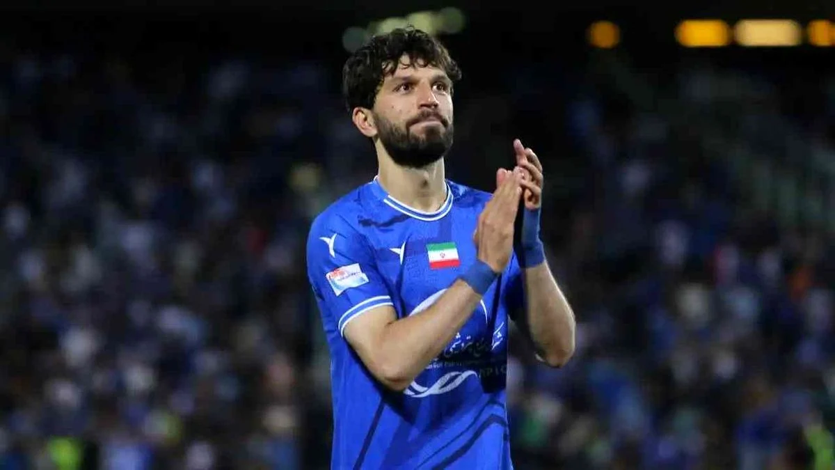 خرید جدید استقلال در هیاهوی پنجره بسته جنجالی شد خرید جدید استقلال در هیاهوی پنجره بسته جنجالی شد