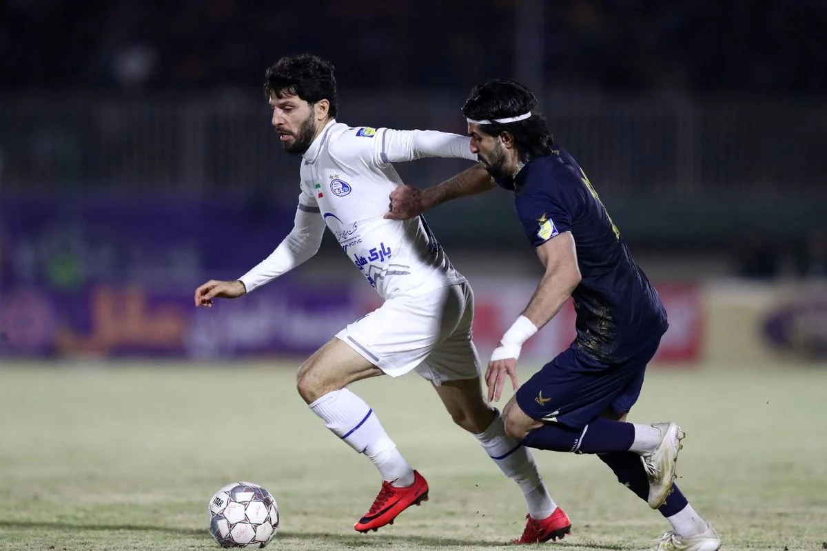 احتمال ۳-۰ شدن بازیهای استقلال در صورت استفاده از ماشاریپوف احتمال ۳-۰ شدن بازیهای استقلال در صورت استفاده از ماشاریپوف