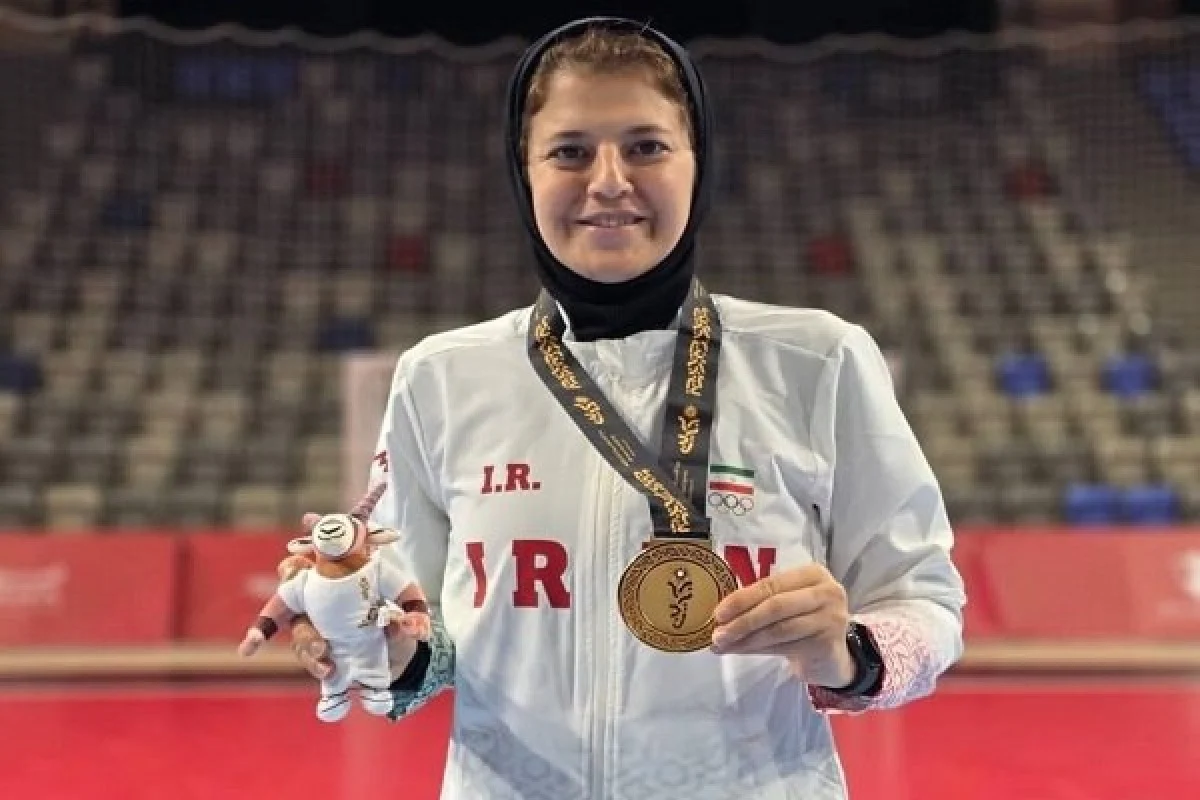 فاطمه شریف سرمربی تیم ملی فوتسال زنان پاکستان شد عکس از فاطمه شریف سرمربی تیم فوتسال زنان پاکستان