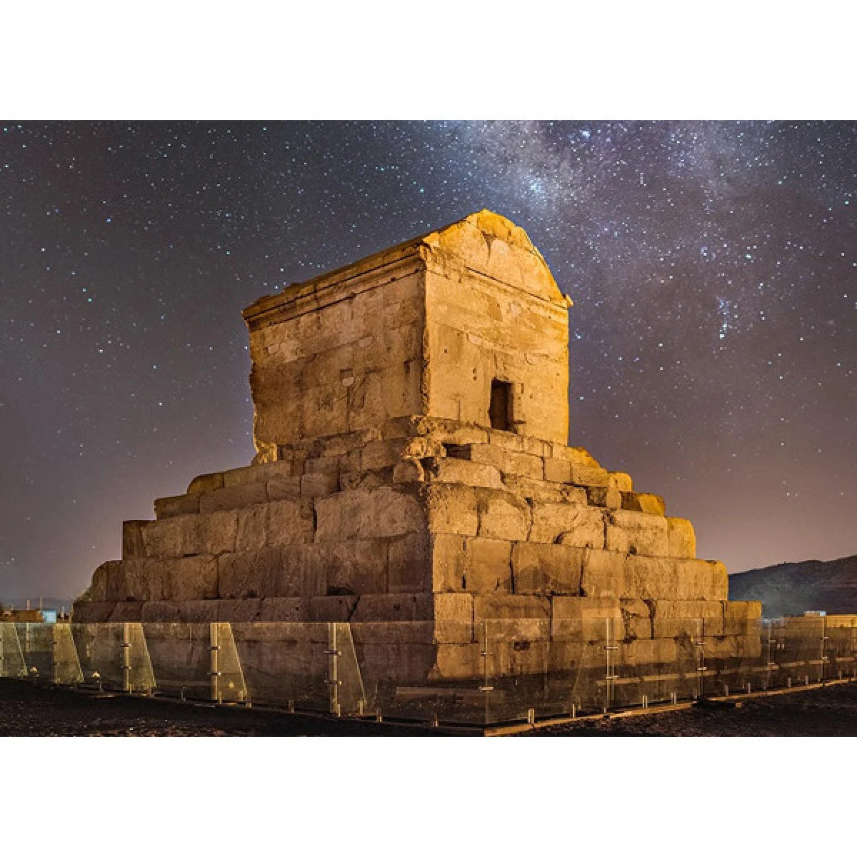 این قدیمی‌ترین تصویر مقبره کوروش است؛ شگفت‌انگیز و تکان‌دهنده