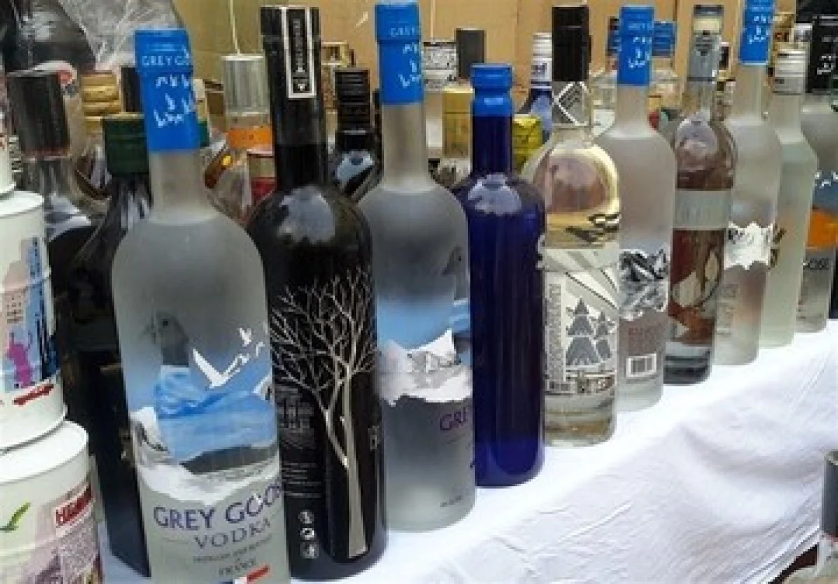 تصاویر جنجالی از فروش رسمی الکل در عربستان