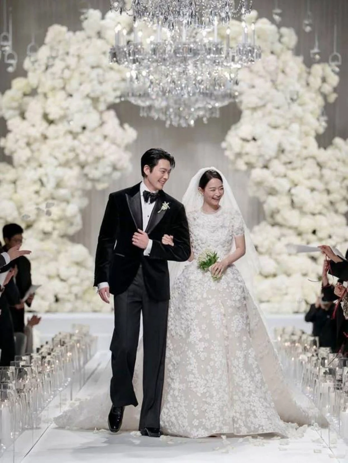 عاشقانه‌های خبرساز ۲۰۲۵ | پایان سال با ازدواج کیم وو‌بین