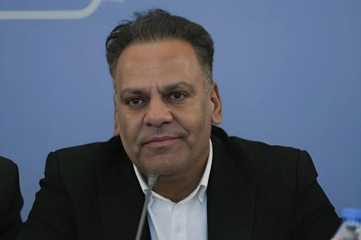 واکنش جنجالی رئیس هیئت فوتبال یزد به حرکت خبرساز شجاع خلیل زاده