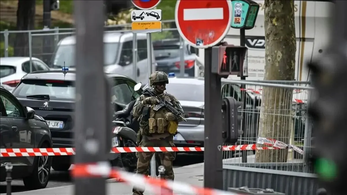 حمله به زنان در مترو با چاقو!