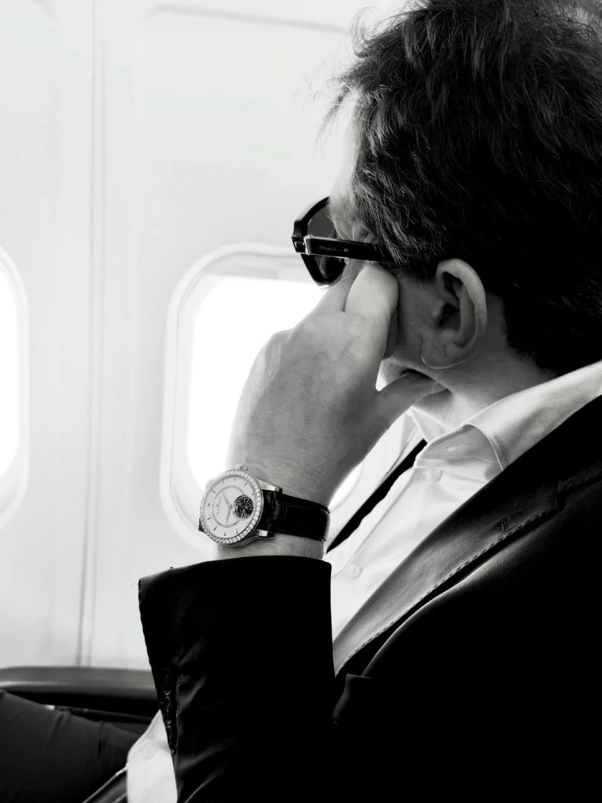 ساعت لاکچری بابک زنجانی خبرساز شد؛ جزئیات خیره‌کننده یک اکسسوری چند ده‌هزار دلاری